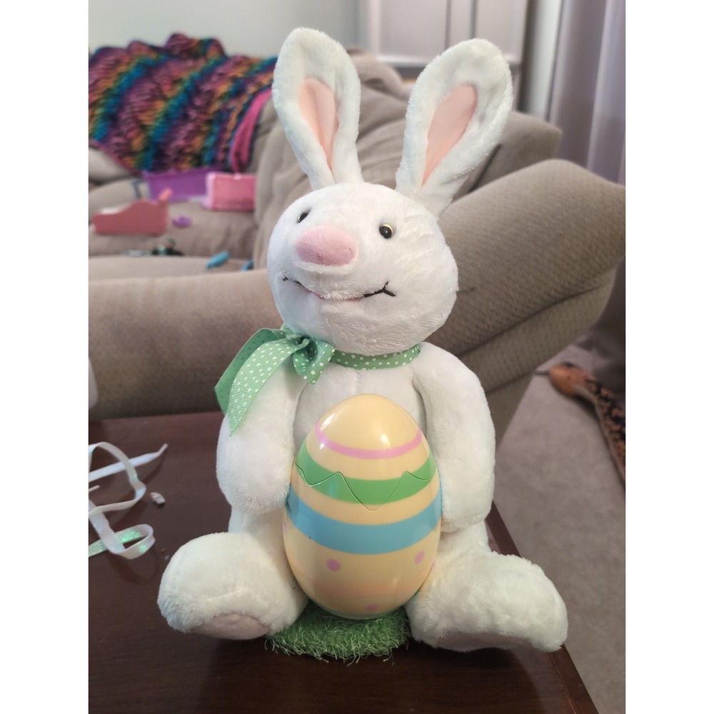 Hallmark 'ROCKIN RABBIT" Easter Rabbit & Chick Animated Musical Plush VIDEO
